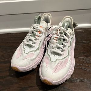 Sorel Kinetic breakthru day sneakers